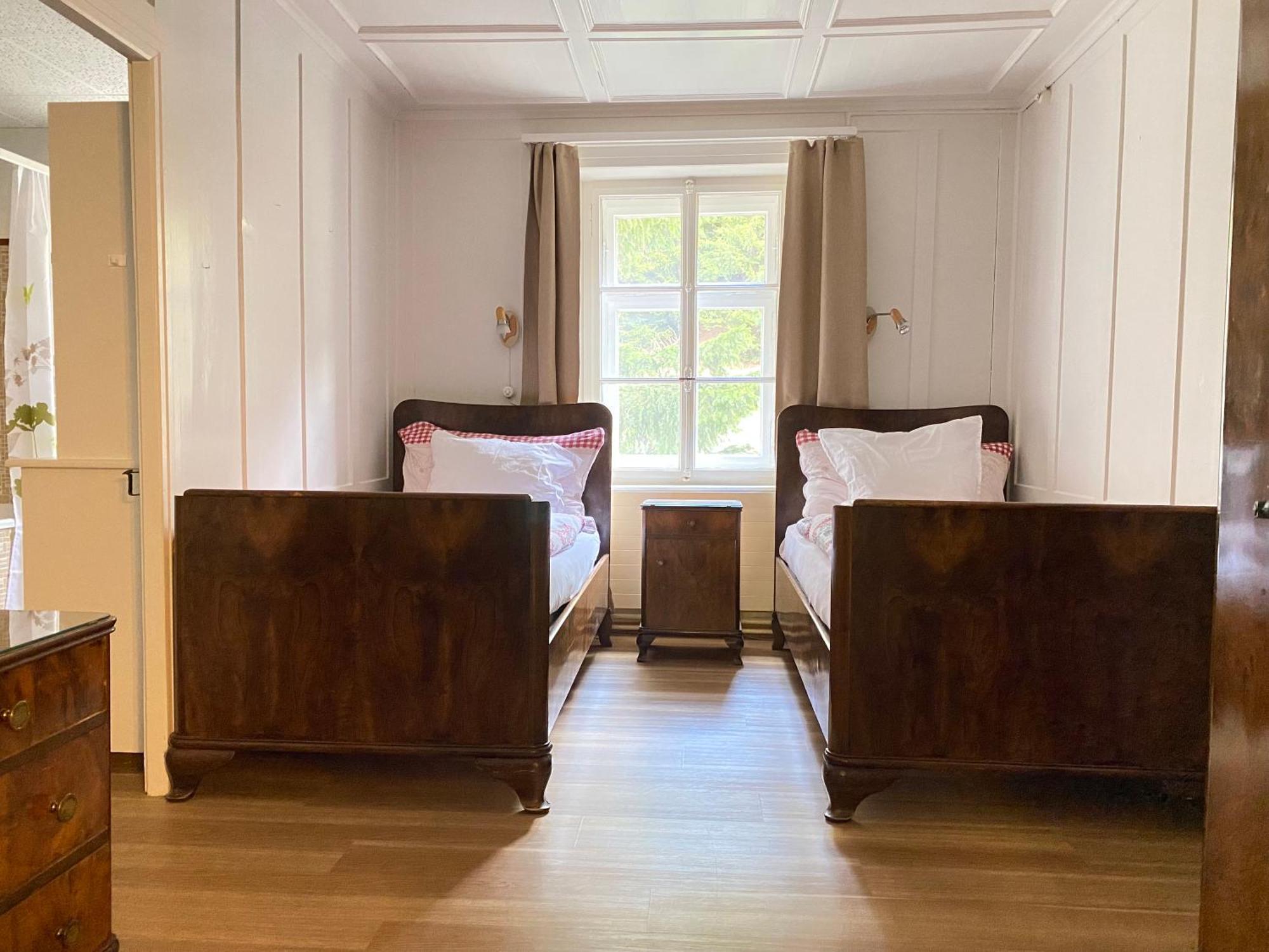 Haus La Punt, Savognin Lejlighed Rona Værelse billede