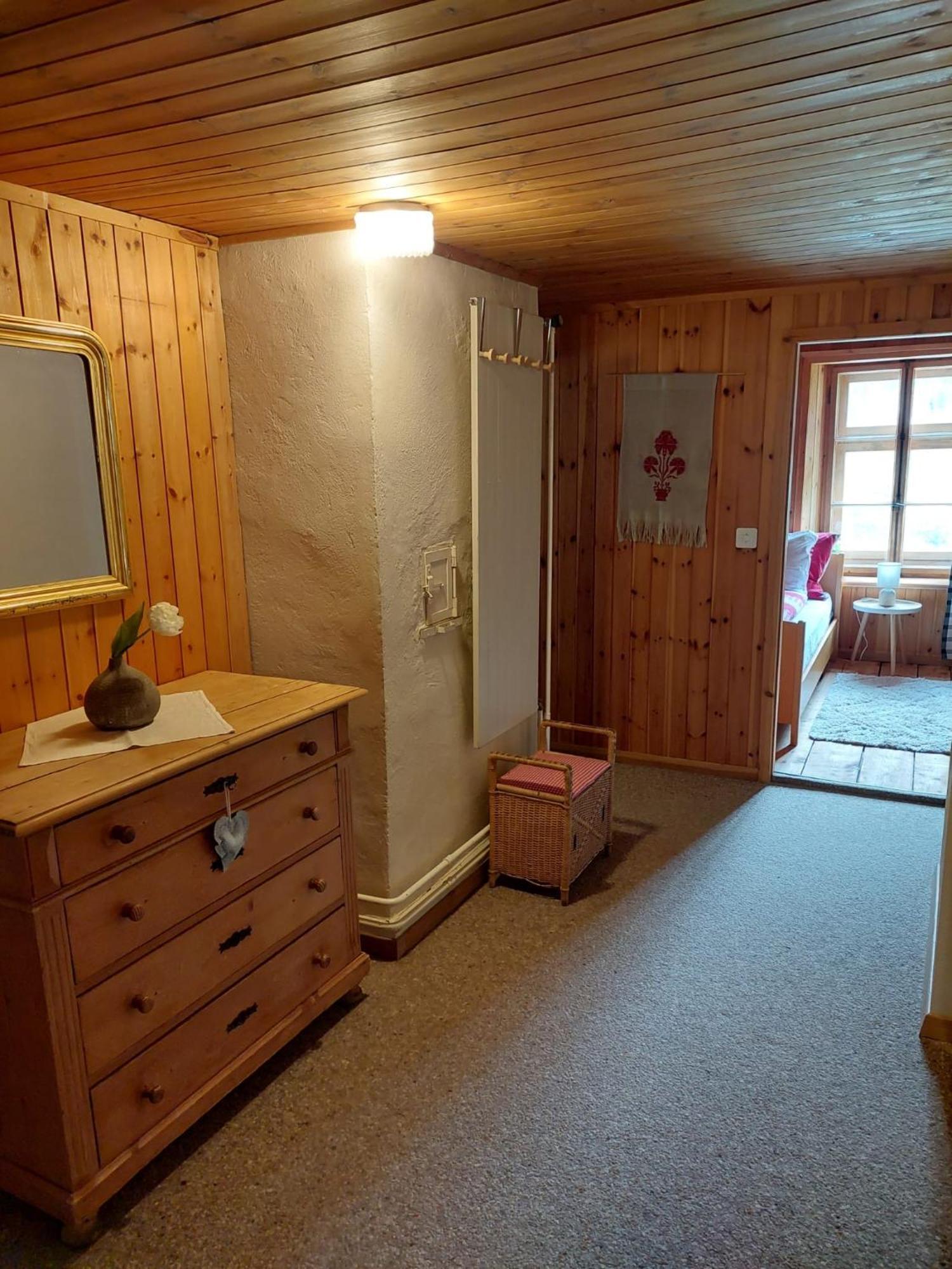 Haus La Punt, Savognin Lejlighed Rona Værelse billede